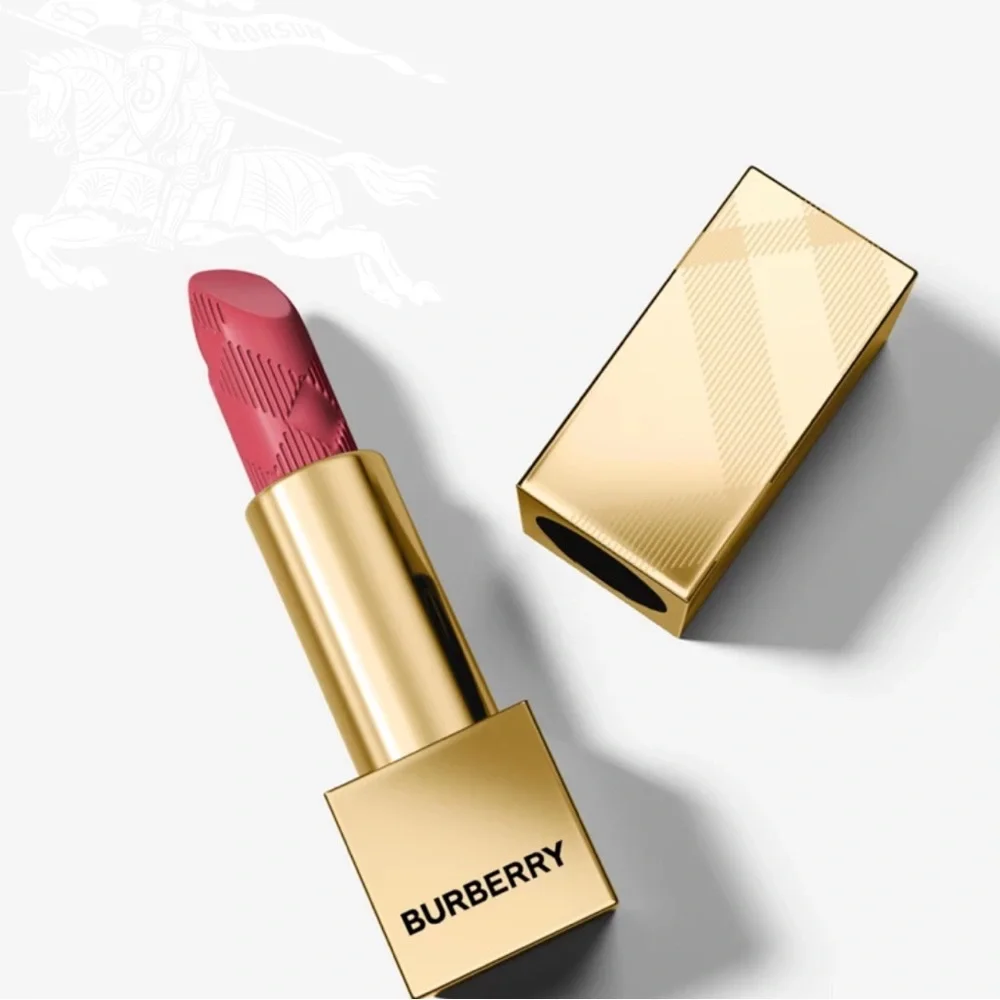 Burberry Soft Pink 12 matte hydrating lipstick